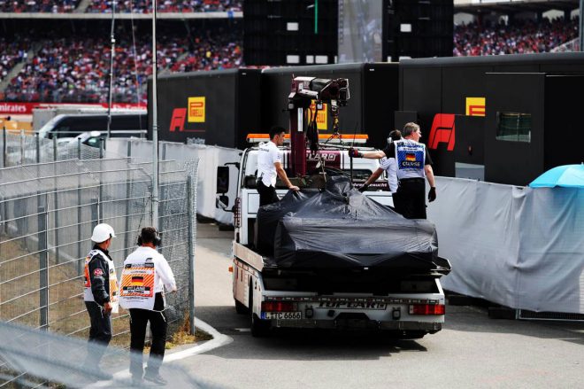 予選Q2を出走できなかったルイス・ハミルトン