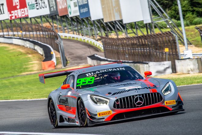 富士スピードウェイで行われたブランパンGTシリーズ・アジア第8戦を制した999号車メルセデスAMG GT3