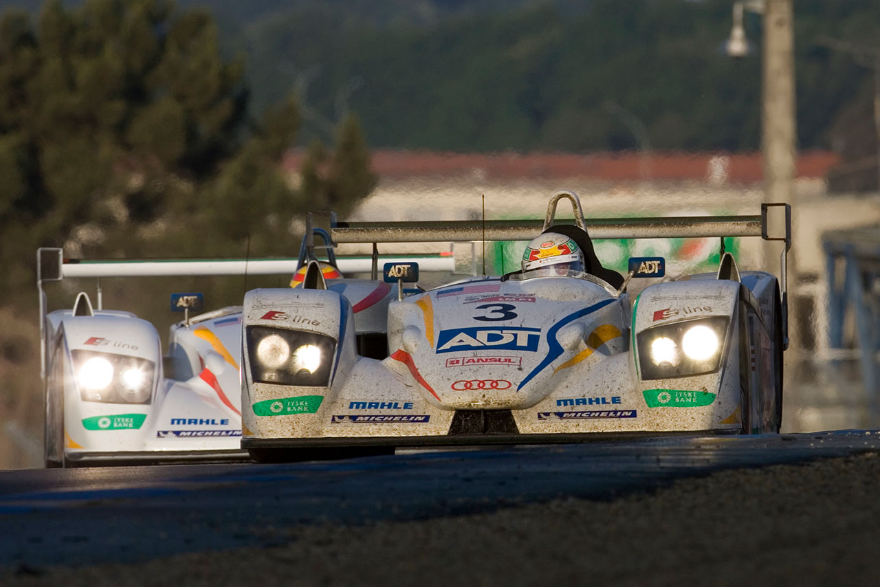 2005年のル・マン24時間を制したADTチャンピオン・レーシングのアウディR8