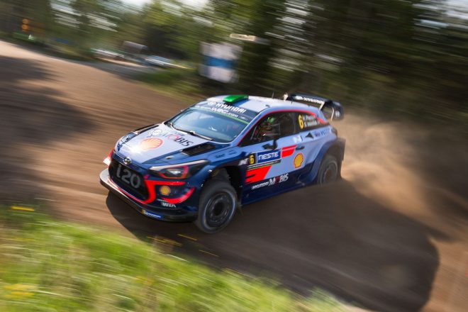 シェイクダウンステージを走行するヘイデン・パッドン（ヒュンダイi20クーペWRC）