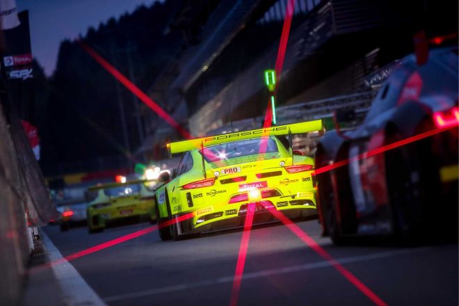 26日の予選で暫定13番手に入りスーパーポール進出を決めた911号車ポルシェ