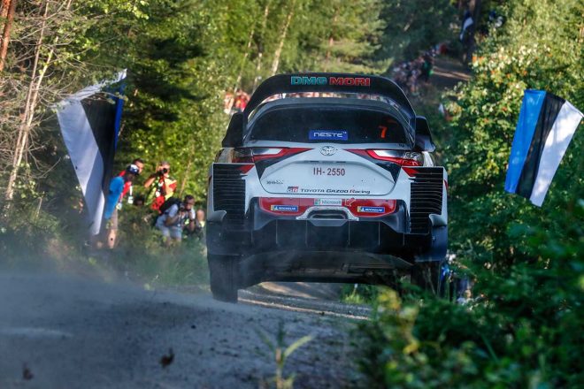 ヤリ-マティ・ラトバラ（トヨタ・ヤリスWRC）