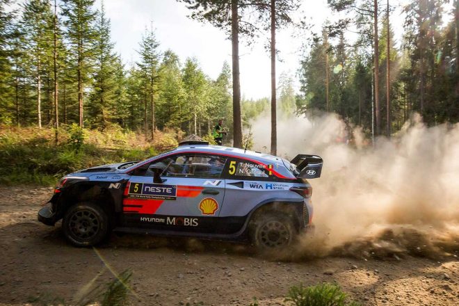 ティエリー・ヌービル（ヒュンダイi20クーペWRC）