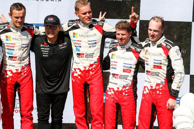 豊田章男社長は表彰台セレモニーにも登場。地元ファンから祝福を受けた