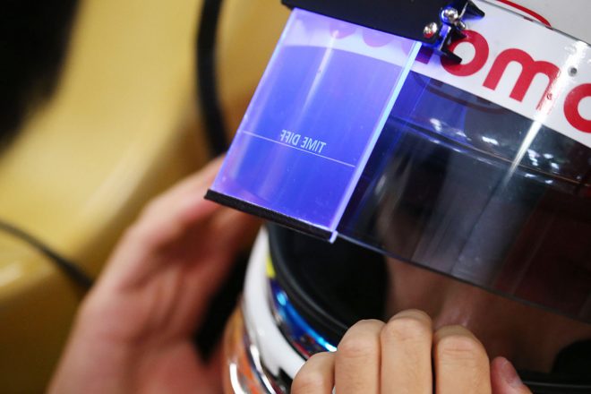 7月に富士スピードウェイで行われたSF19テストに投入されたJDIの『高透過 透明カラーディスプレイ』