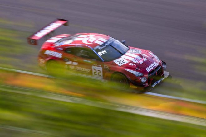 2015年型の22号車GT-R