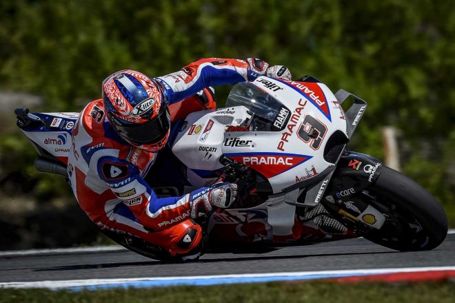 チェコGPで新型フェアリングをテストするダニロ・ペトルッチ