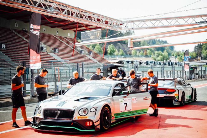 07号車と08号車のドライバーを入れ替えたベントレー・チームMスポーツ