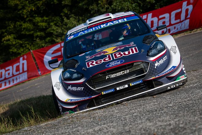 SS13でパンクに見舞われたセバスチャン・オジエ（フォード・フィエスタWRC）