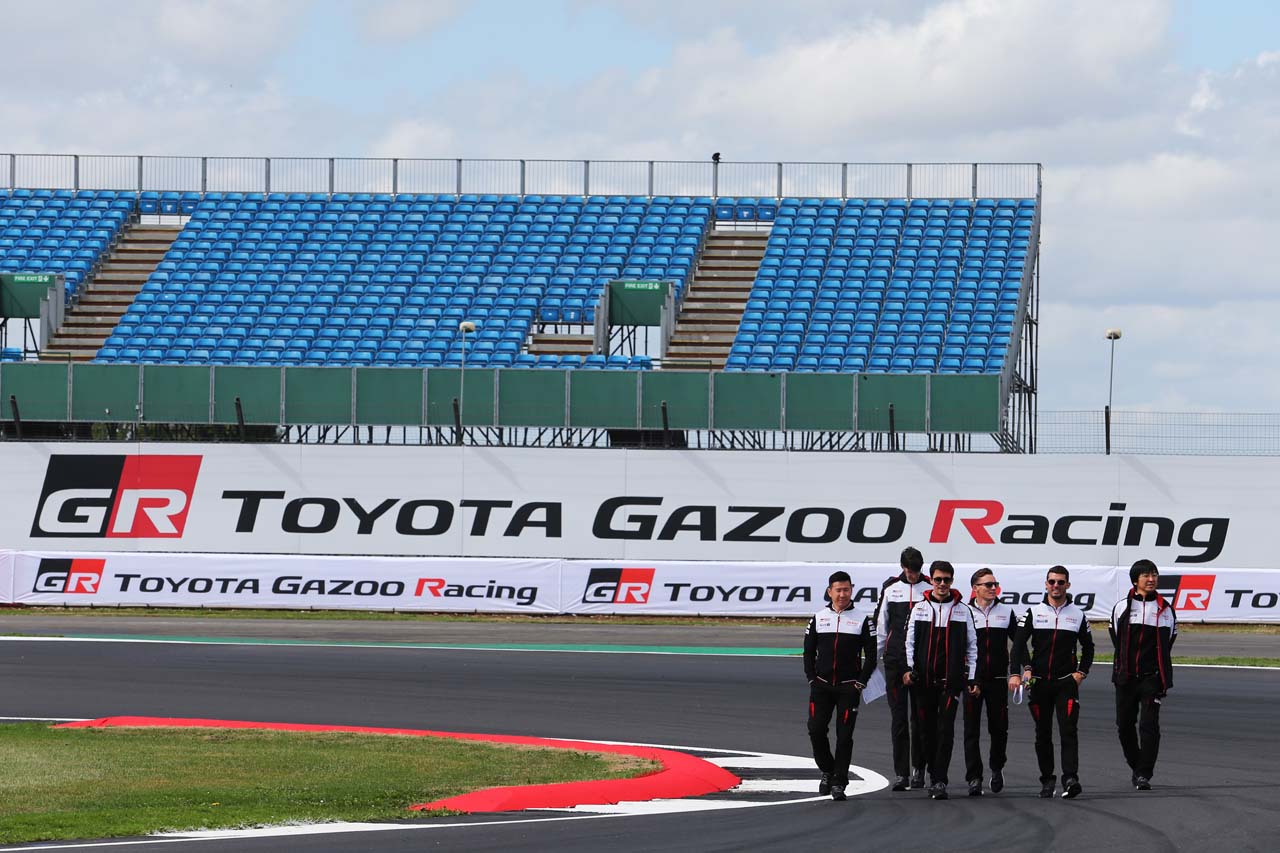 シルバーストンは2017～2018年のシーズンオフに路面の全面再舗装を伴う改修工事が行なわれた