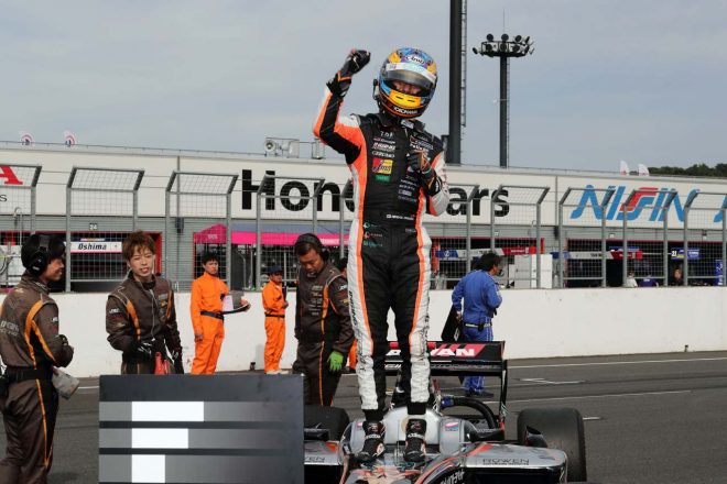 2018年シーズン初勝利を飾った石浦宏明（JMS P．MU／CERUMO・INGING）