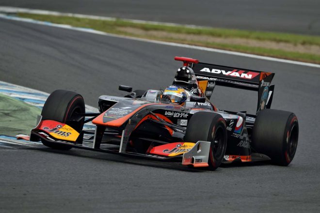 2018年シーズン初勝利を飾った石浦宏明（JMS P．MU／CERUMO・INGING）