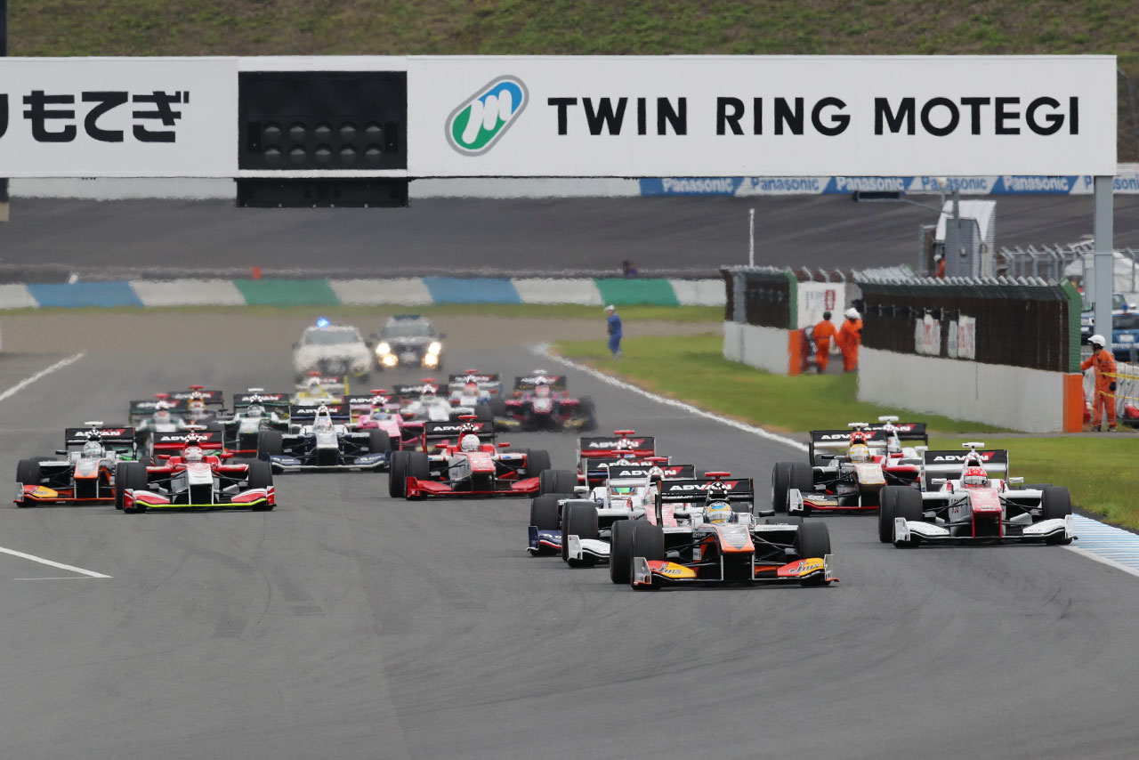 2018全日本スーパーフォーミュラ選手権第5戦ツインリンクもてぎ 決勝スタート