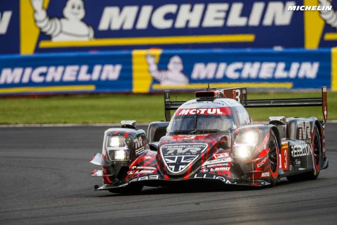 繰り上がり優勝が確定した3号車レベリオンR13・ギブソン