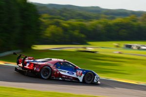 ポールポジションからレースをリードするもマシントラブルでリタイアとなった67号車フォードGT