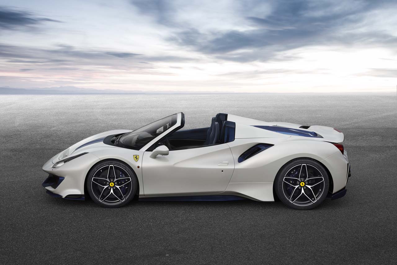 フェラーリ488ピスタ スパイダー