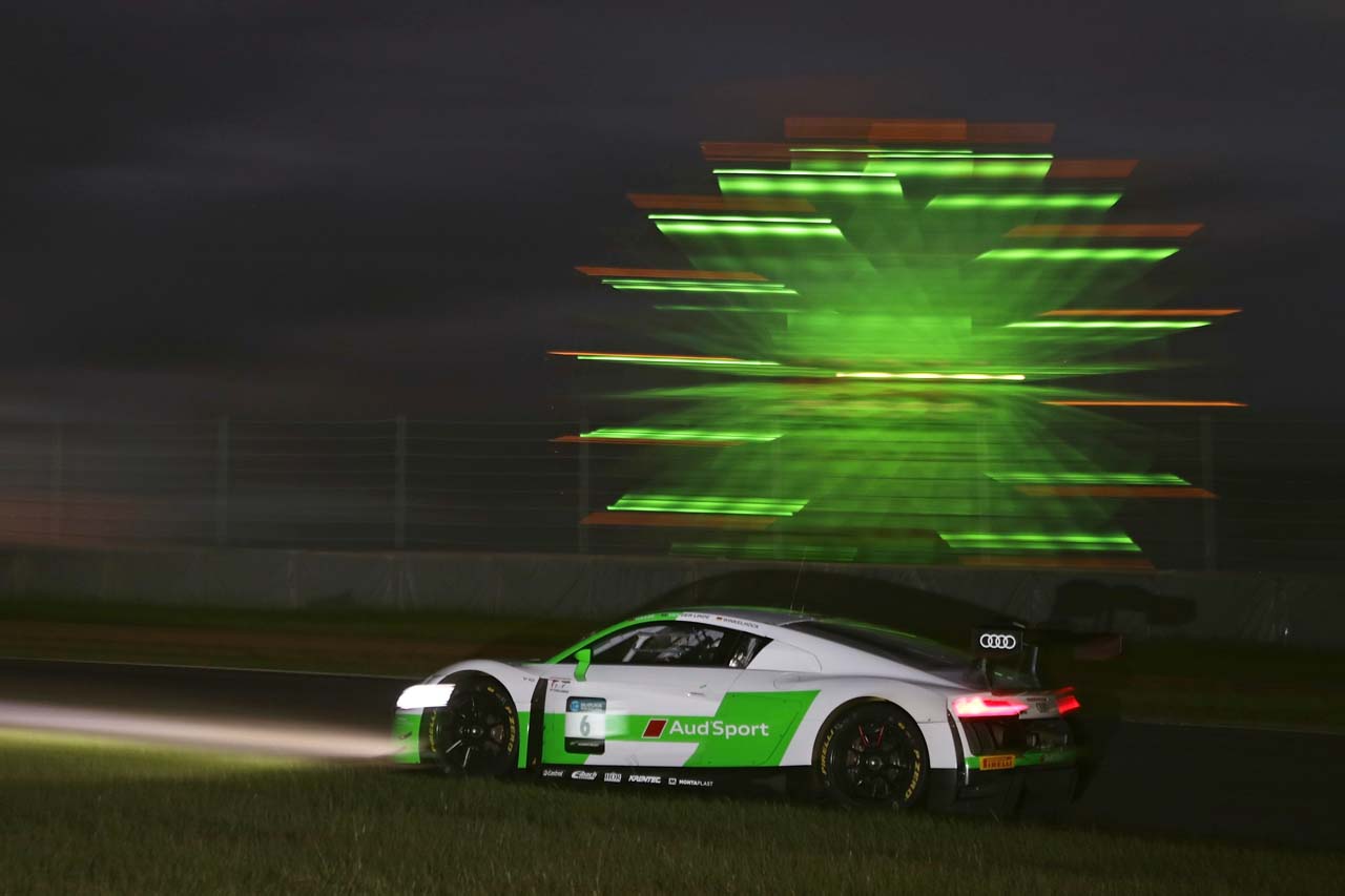 アウディスポーツ・チーム・アブソリュート・レーシングの6号車アウディR8 LMS