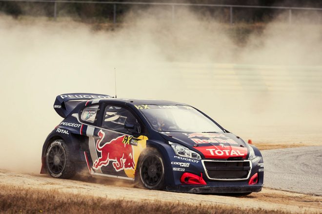 フランスRXに向けた事前テストへ参加したセバスチャン・ローブ（プジョー208WRX）