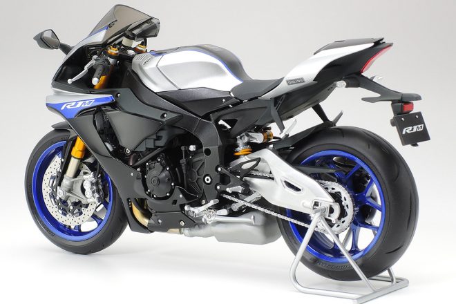 タミヤ 1/12 ヤマハYZF-R1M