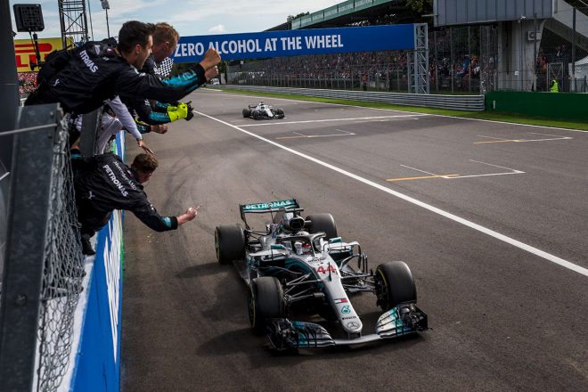 2018年F1第14戦イタリアGP　優勝したルイス・ハミルトン