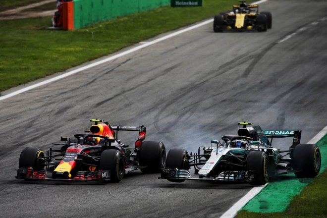 マックス・フェルスタッペンとバルテリ・ボッタスのバトル