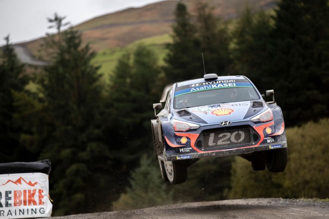 ティエリー・ヌービル（ヒュンダイi20クーペWRC）