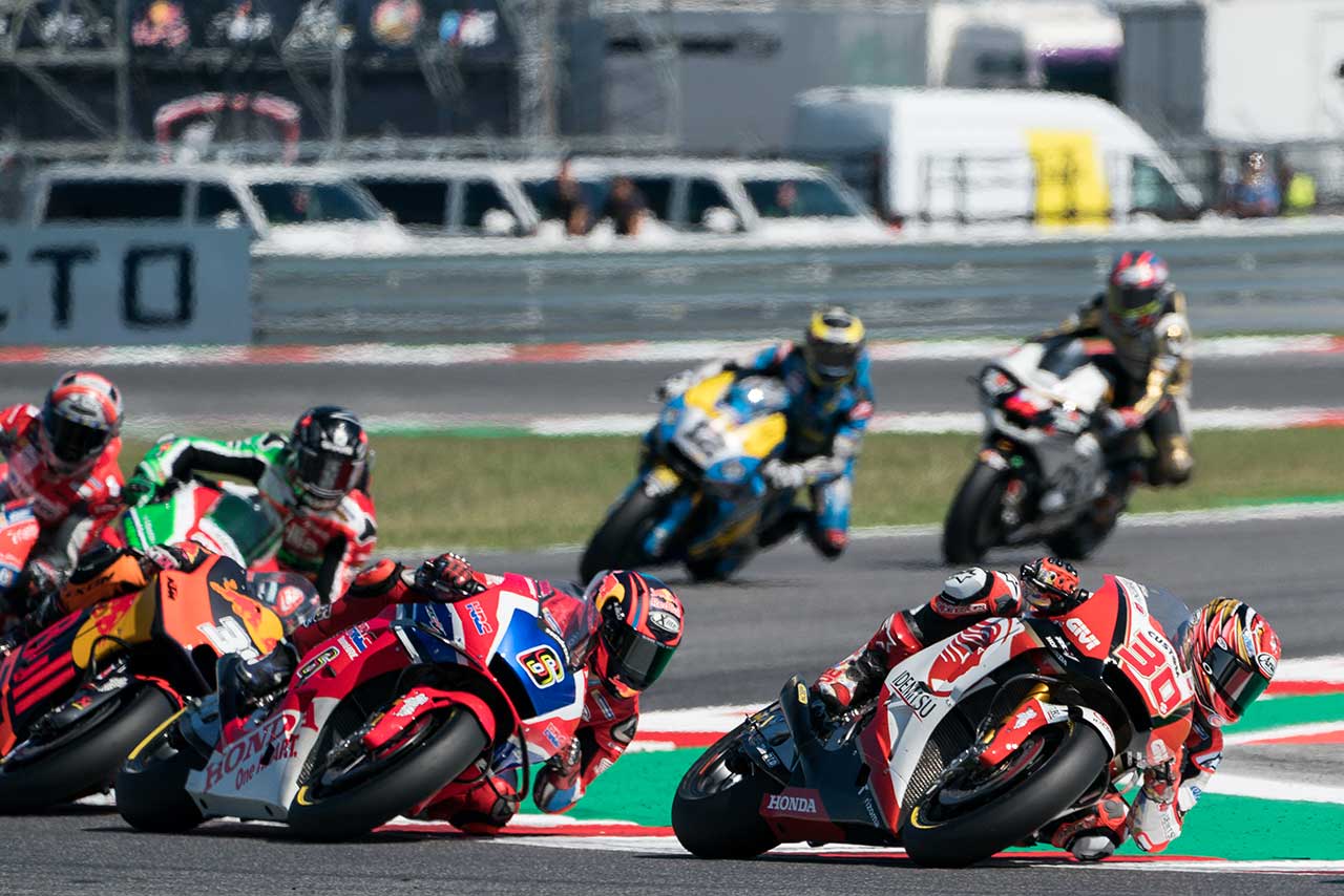 好スタートを決め1周目から順位を上げた中上