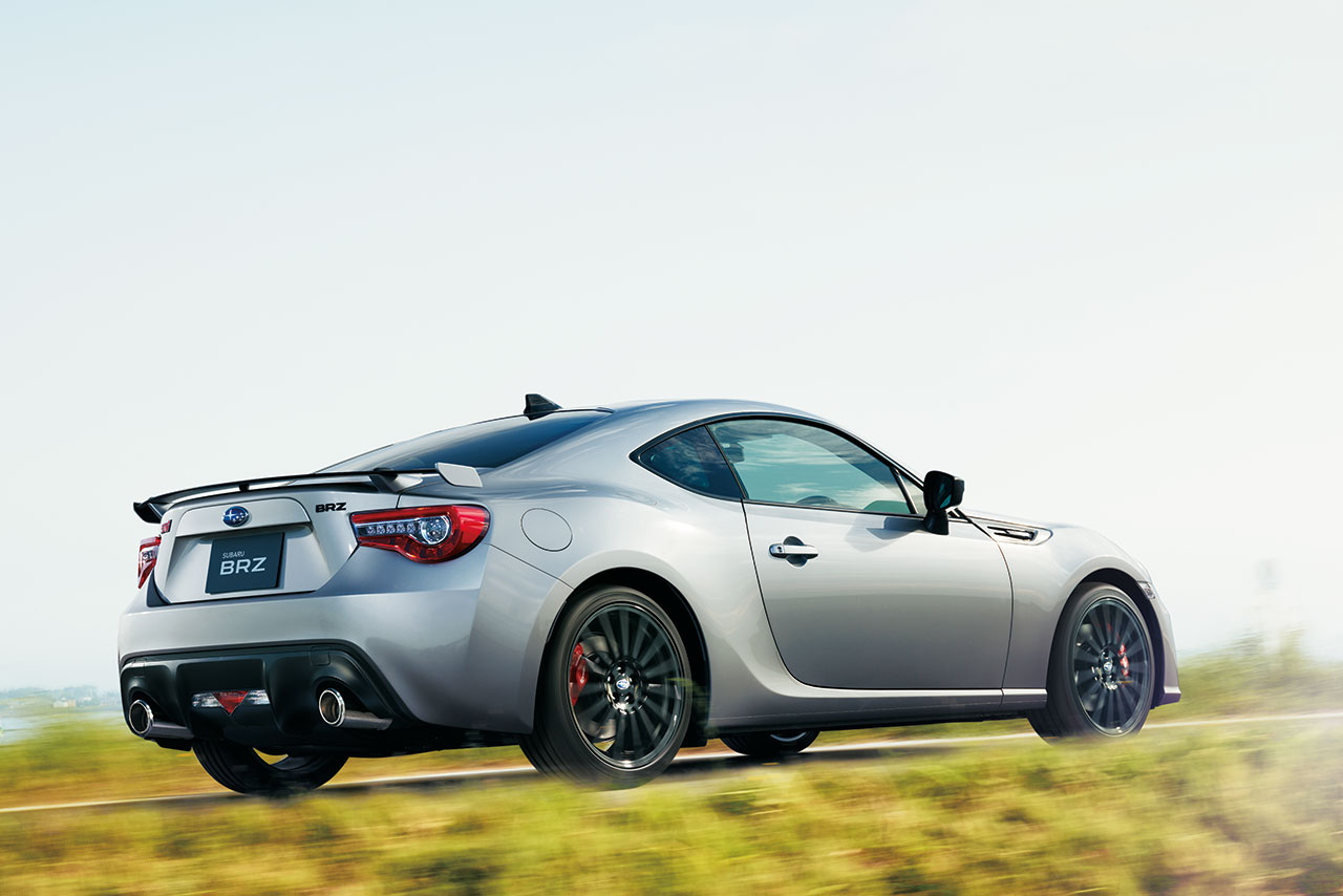 2018年9月11日に発表・発売されたスバルBRZ改良モデル（STI Sportグレード）