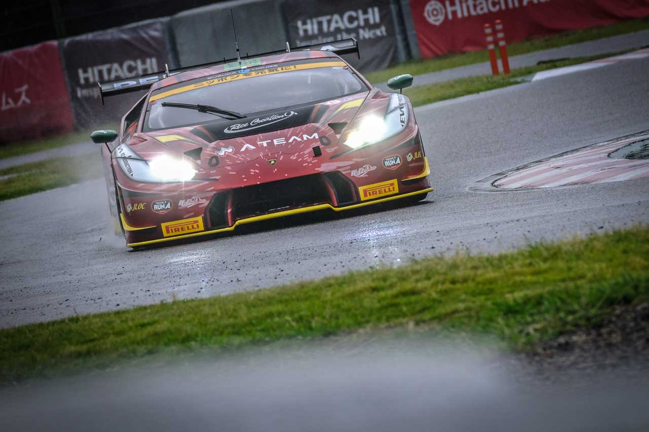 プロ・アマクラスの3位表彰台を獲得した87号車ランボルギーニ・ウラカンGT3