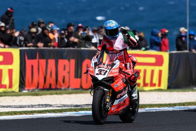 開幕戦オーストラリアでマルコ・メランドリがダブルウイン