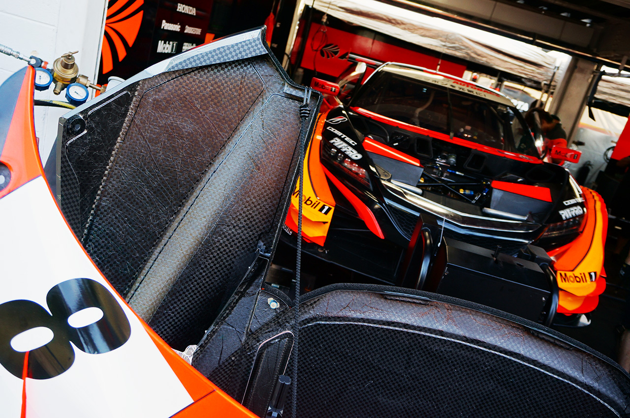 スーパーGT第6戦SUGO搬入日