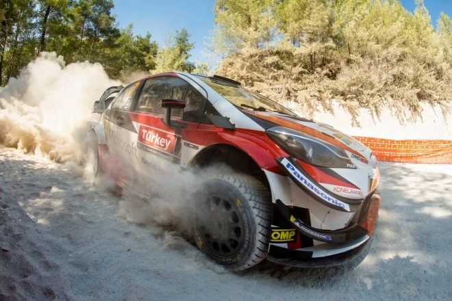 ヤリ-マティ・ラトバラ（トヨタ・ヤリスWRC）