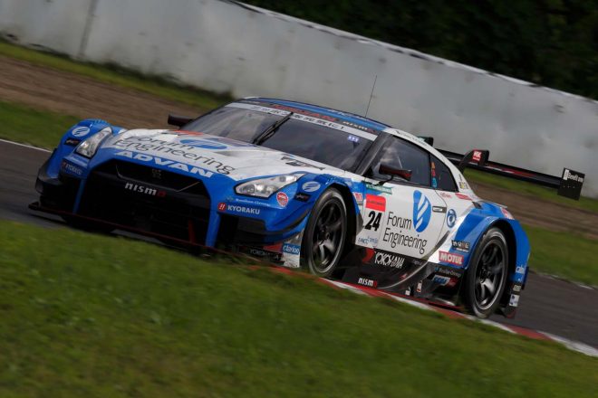 フォーラムエンジニアリング ADVAN GT-R