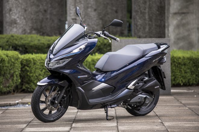 ホンダPCX HYBRID