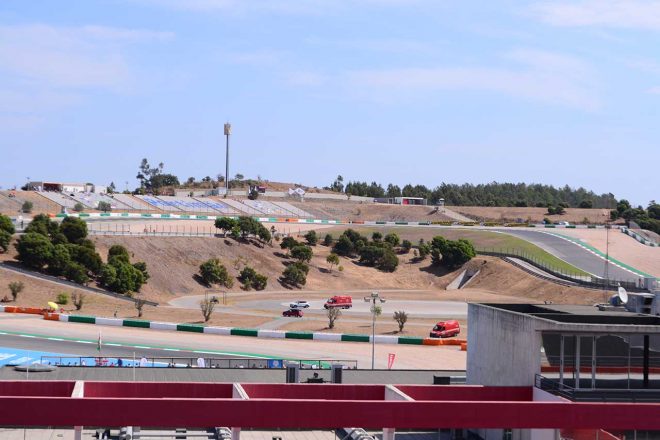 見渡してみると、かなりの高低差があるコースであることがわかる