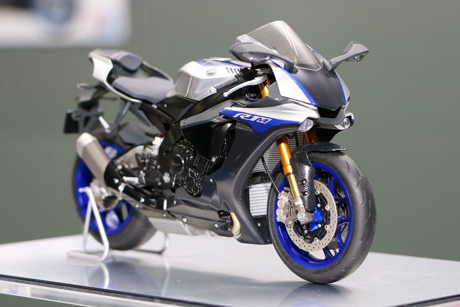 タミヤ 1／12 YZF-R1M