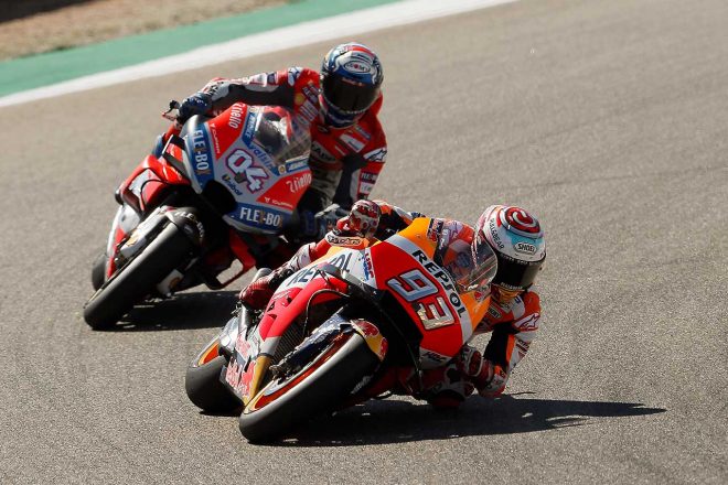 終盤にドヴィツィオーゾとのトップ争いを展開したマルケス。ついにドゥカティの連勝を止めた