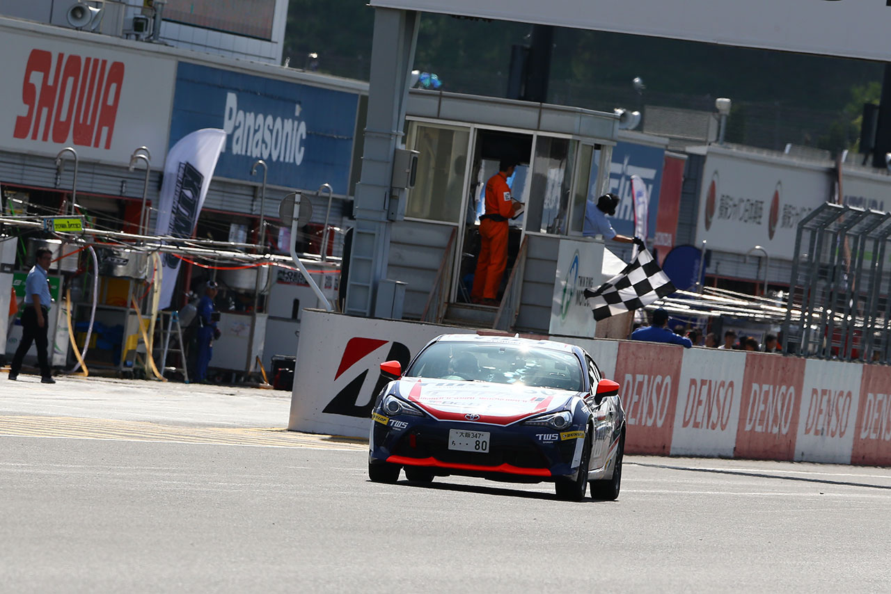 プロフェッショナルシリーズで初優勝を飾った菅波冬悟（OTG DL 86）