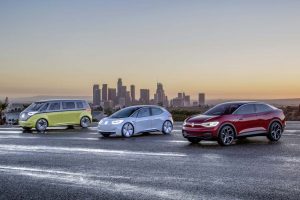 VWが発表しているEVコンセプトモデル。左からI.D.バズ、I.D.、I.D.クロス