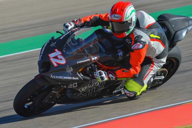 トライアンフエンジンを積んだMVアグスタのMoto2マシン