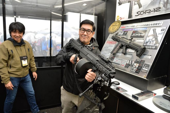 2017年に出展したエアソフトガンメーカーの東京マルイブース。2018年も最新モデル展示やシューティング体験を行う