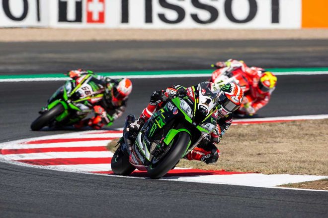 レイは2周目でサイクスからトップを奪うと、そのまま独走優勝を果たした