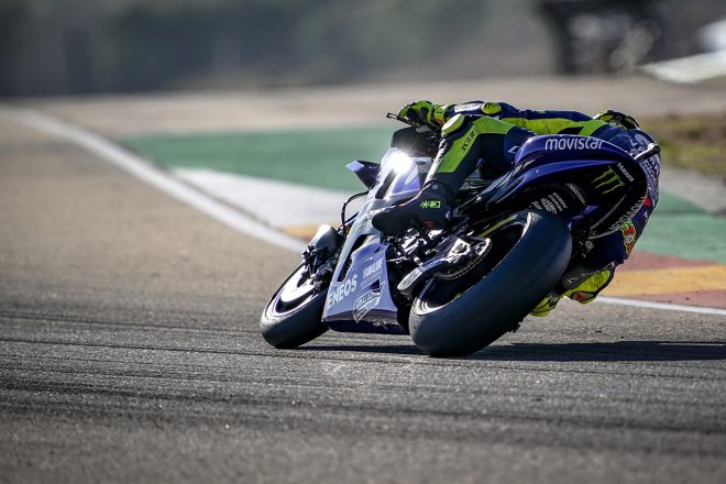 アラゴンGP決勝後に「リヤタイヤをうまく機能させられない」と語るバレンティーノ・ロッシ