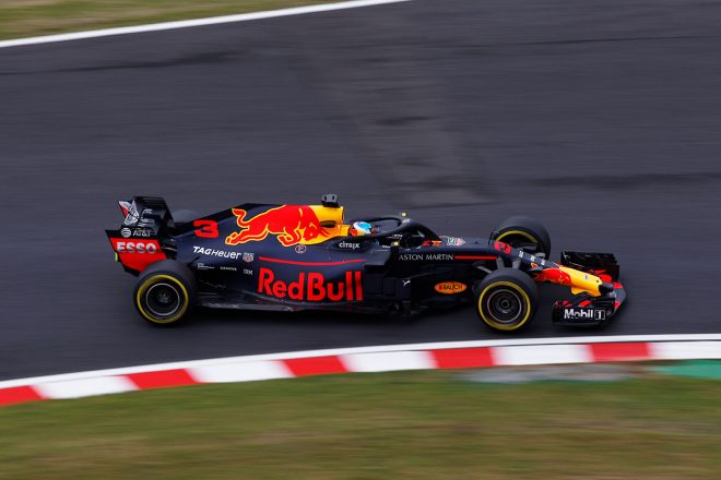 2018年F1第17戦日本GP　フリー走行1回目　ダニエル・リカルド（レッドブル）