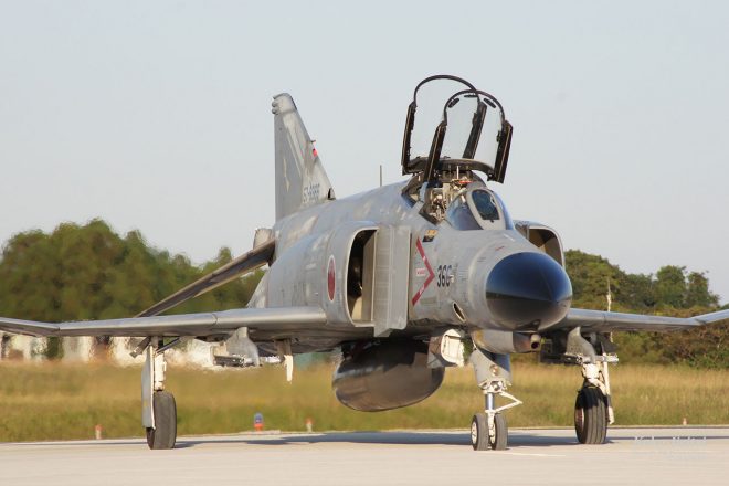 MotoGP日本グランプリ決勝日にフライト展示を行う航空自衛隊所属の『F-4EJ（改）』