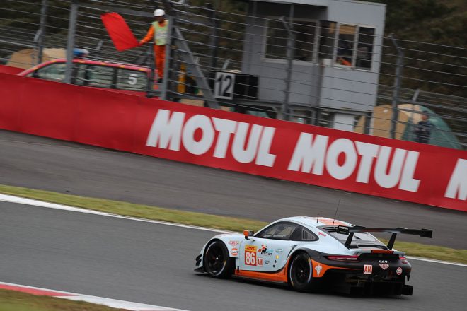 フリープラクティス2回目も赤旗でセッション中断となる場面があった