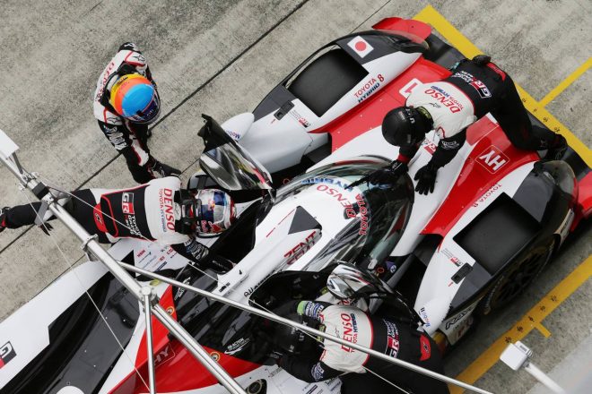 8号車トヨタはフェルナンド・アロンソとセバスチャン・ブエミが予選アタックを担当