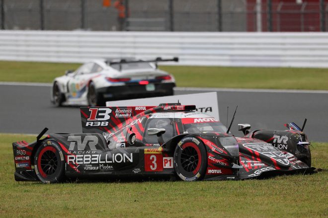 クラッシュした3号車レベリオンR13・ギブソン