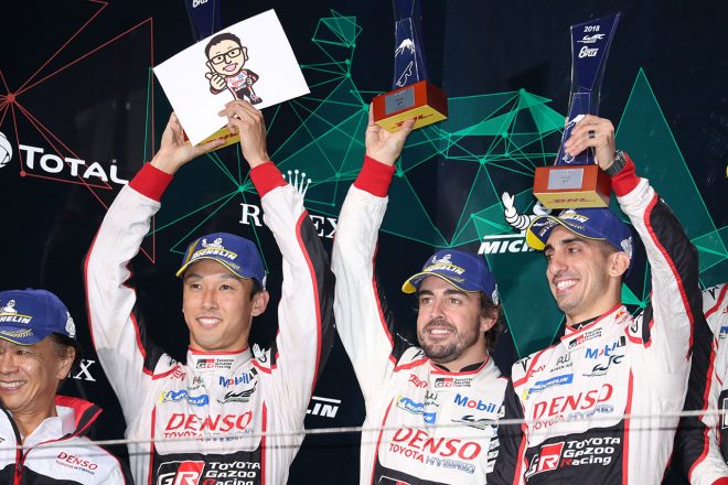 総合2位につけた8号車トヨタTS050ハイブリッドのドライバーたち