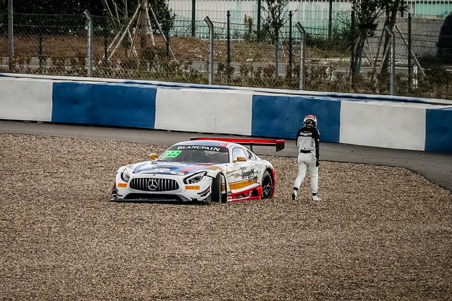999号車メルセデスAMG GT3
